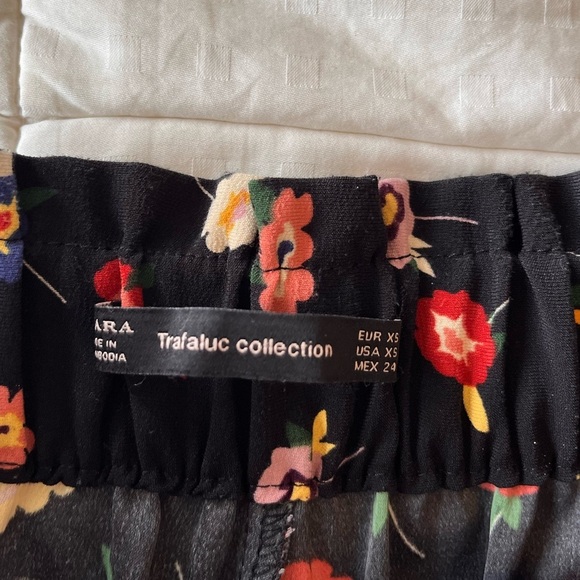 Zara TRF Floral Flowy Wide Leg Culotte Pant XS - Picture 4 of 16